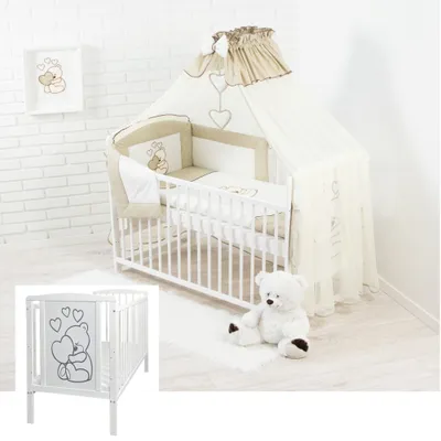 Produktbild von 12 Teiliges Kinderbett Set mit Matratze Bettzeug und Zubehör - Teddybär mit Herz Dunkelbeige