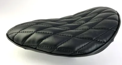 Zdjęcie produktu dla Siodełko Boardtracker czarne z czarnymi przeszyciami w diamentowe pikowanie