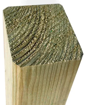 Produktbild von WOODTEX | 4,50 m | Kiefer 450 cm Zaunbohlenpfosten, Kesseldruckimprägnierung KDI, Konstruktionsholz, gehobelt, beständig gegen Schimmel und Pilze, gute statische Eigenschaften