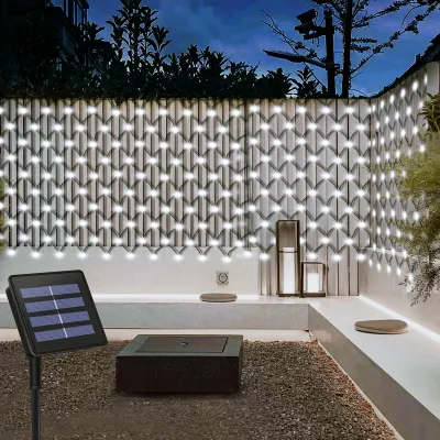 Solar-Netzlichterkette 3x2 m, 200 LED, kaltweiß, 8 Modi