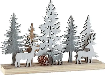 Dieses Holzdekorationstück stellt winterliche Waldszene dar. Strahlt ruhige festliche Atmosphäre aus