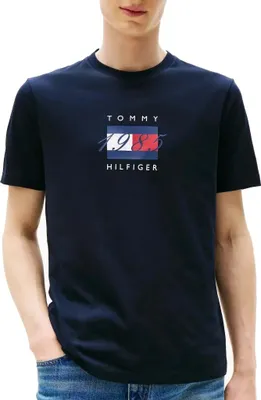Produktbild von TOMMY HILFIGER LINEAR FLAG GRAPHIC TEE Blau