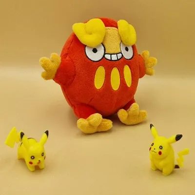 Produktbild von Pokemon Flampion Kuscheltier - 14 cm Plüschtier Darumaka