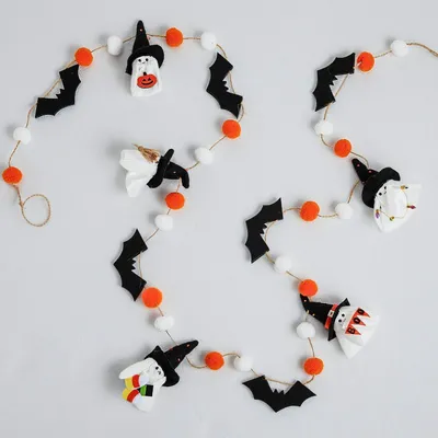 Immagine prodotto di Ghirlanda di feltro bianca e nera a tema Halloween, lunghezza 1,9 metri