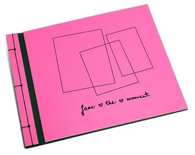 Imagen del producto de Álbum artesanal de 10 páginas para Fujifilm Instax, junto con un set creativo, de 30 x 30 cm, color rosa
