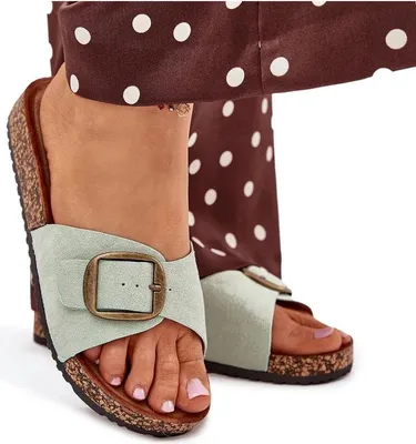 Produktbild von Damen Sandalen mit Schnalle auf Korkplattform mint Zavira 36