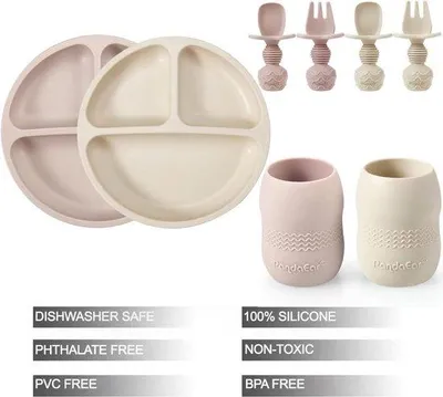 Produktbild von Famanu Silikon-Babygeschirrset - 2 Unterteilungen mit Saugnäpfen, 2 Tassen, 2 Löffel und 2 Gabeln (rosa)