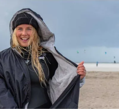 Produktbild von WAVE HAWAII Winterponcho, Poncho / Ponchino "Storm Ponchino Biso", Baumwolle, Größe S - M