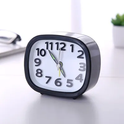 Obrázek produktu pro 1Pc Mini jednoduchý budík Stolní tiché stolní hodiny pro domácí noční dekor (čtvercová černá)