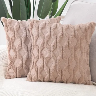 Produktbild von Set aus 2 weichen, flauschigen Dekokissenbezügen aus kurzem Wollsamt im n Stil für Sofa und Schlafzimmer, braun, 30 x 30 cm (quadratisch)