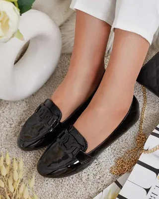 Produktbild von Lackierte Damenmokassins mit Ornament in Schwarz- Schuhe, Größe 37