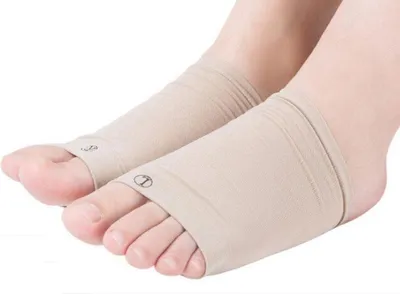Produktbild von CHPN – Fußkissen – Mittelfußkissen – Fußschmerzen – Mittelfußhülse – 1 Paar – Beige – Einheitsgröße – Fußstütze