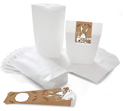 Produktbild von Logbuch-Verlag 10 kleine weiße Osterbeutel Verpackung Papiertüte 16,5 x 26 x 6,6 cm + 10 Osterhase Osteretiketten 7,2 x 21 cm Frohe Ostern Geschenk-Verpackung Aufkleber schwarz braun rot10 Stück