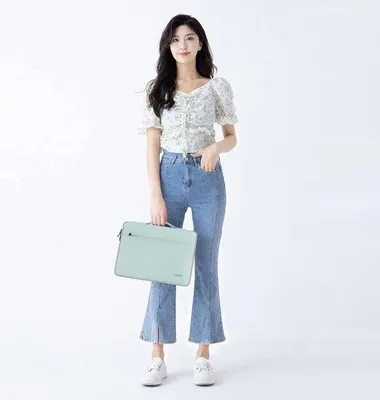 Produktbild von Famanu Laptoptasche große Kapazität - wasserabweisend, erweiterbar, 17 Zoll