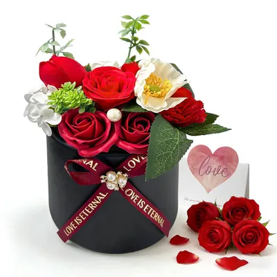 Ewige Rosen Geschenkbox – 1 rote Rose in Herzbox