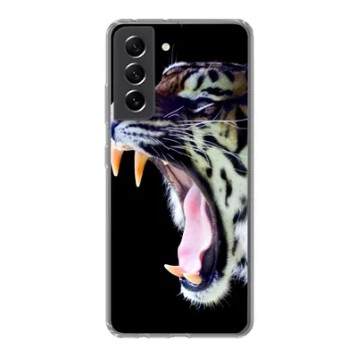 Produktbild von MuchoWow® Handyhülle Schutzhülle Hülle für Samsung Galaxy S21 FE Brüllender Tiger auf schwarzem Hintergrund Silikon Softcase Handy Hülle