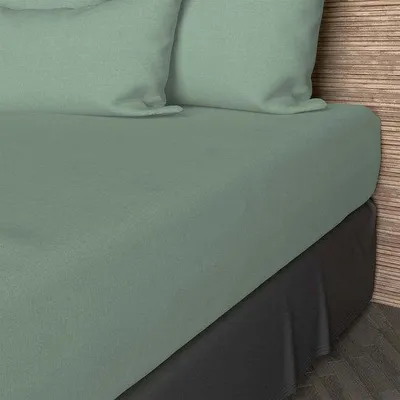 Productafbeelding van Unyqoos® Spannenlaken 140x200 cm – 100% katoen, groen, boordhoogte 30 cm, geschikt voor matrassen tot 30 cm, draaddichtheid 57, wasbaar tot 60°C