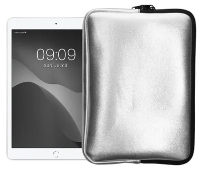 Produktbild von kwmobile Tablet Hülle kompatibel mit 9,7"-11" Tablet - Universal Neopren Tasche Cover Case - Schutzhülle Sleeve in Silber