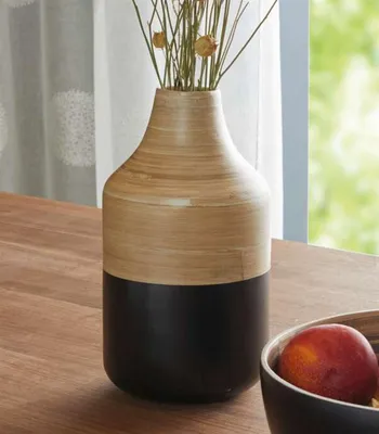 Produktbild von Dekovase "Black Bamboo" aus Bambus, natur & schwarz, Blumenvase 24 cm hoch, Vase für Trockenblumen, Gräser, Äste
