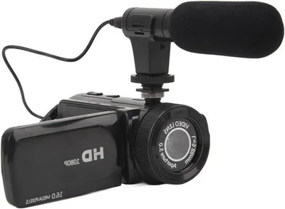 Zdjęcie produktu dla Kamera wideo z matrycą 16 MP i 16-krotnym zoomem cyfrowym, noktowizorem na podczerwień, funkcją zewnętrznego mikrofonu oraz ekranem HD o przekątnej 2,7 cala