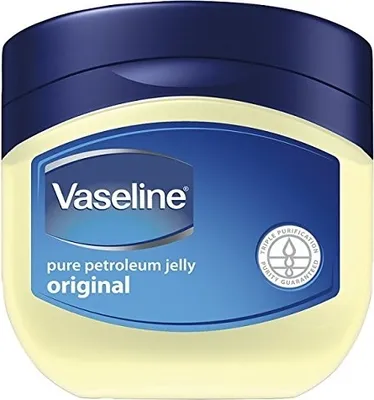 Produktbild von Vaseline Petroleum Jelly Original, 100 ml, reine Vaseline, hypoallergen, parfümfrei, dreifach gereinigt, für trockene & strapazierte Haut, alle Hauttypen