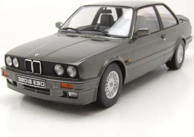 Produktbild von KK Scale 180881 BMW 320 iS E30 Italo M3 1989 grau 1:18