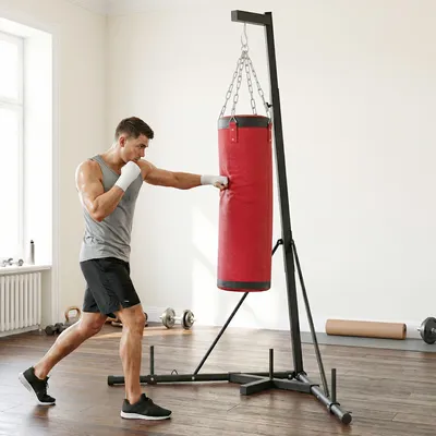 Produktbild von Boxsackständer höhenverstellbar 185–231 cm, freistehend, Stahl, Dreiecksbasis, Rot | 175×91×231 cm | 20 kg