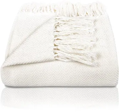 Productafbeelding van Unyqoos® katoenen zomerdeken, 220 x 240 cm, crème kleur – 100% katoen, visgraatmotief met franjes, 260 g/m²