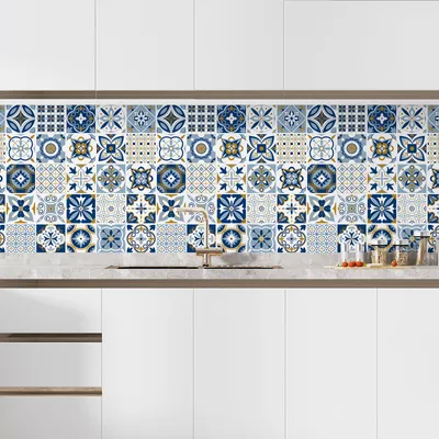 Produktbild von Klebefolie für Küchenrückwand – Lumaléa – Zementfliesen-Effekt – Klebefolie + GLANZ-Schutz – 60 x 60 cm