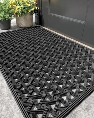 Obrázek produktu pro Černá venkovní sprcha s odtokem, rozměry 19 x 30 palců