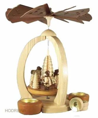 Produktbild von Tischpyramide Waldleute im Wald Höhe 28cm