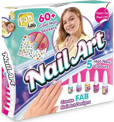 Produktbild von Nagelkunst-Set mit 7 Nagellacken und Herzverzierungen