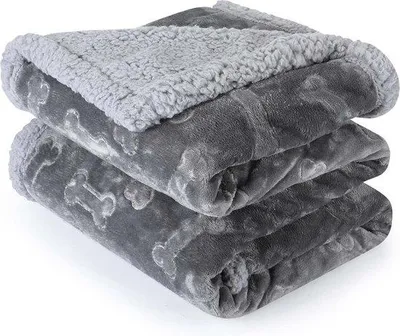 Immagine prodotto di Coperta impermeabile in pile Sherpa per cani, 127 x 100 cm - lavabile - a doppio strato - grigia - per divano - animale domestico.
