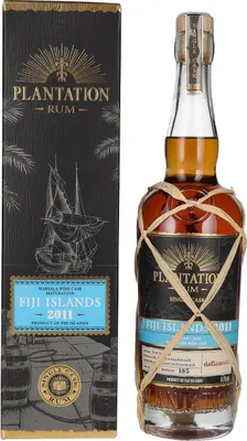 Image de Plantation Rum FIJI 2011 Single Cask Marsala Finish by delicando 2023 51,7% Vol. 0,7l en boîte cadeau