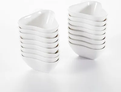 Produktbild von Noble Serviesset – Frühstücksteller und Suppenteller – 16-teilig – Weiß Keramik – Snackschalen – Lange Teller – Ofengeeignet
