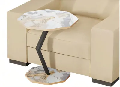 Image de Table d'appoint en bois multicolore au design moderne