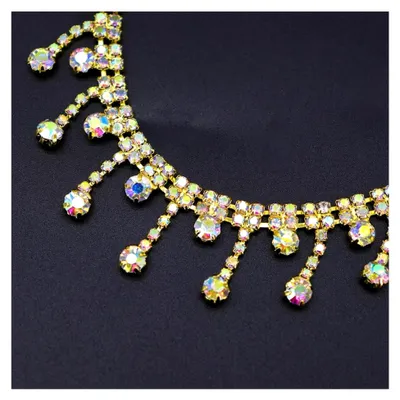 Produktbild von Ca. 85-90 cm Strasskette mit Quasten in Gold AB