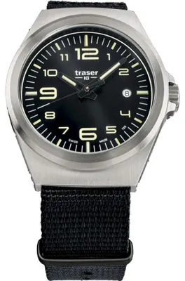 Produktbild von Traser H3 - 108638 - Armbanduhr - Herren - Quarz - P59 Essential M BlackD