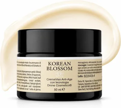 Obrázek produktu pro Krém Korean Blossom pro korejskou péči o pleť, anti-age, hydratační, vhodný pro denní i noční použití, objem 50 ml. Bojuje proti hlubokým vráskám, hydratuje a vyživuje pleť.