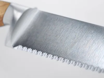 Brotmesser 23 cm, Olivenholzgriff, doppelt gezahnt