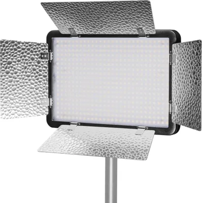 Produktbild von Walimex pro LED 500 Versalight Daylight Flächenleuchte, 32 W Videoleuchte, Tageslichtlampe mit 5600 K, Studioleuchte mit Fernbedienung, leistungsstarkes Flächenlicht
