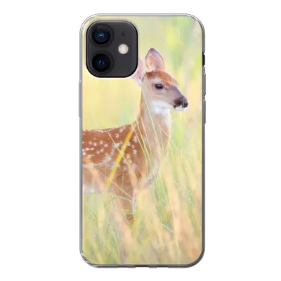 Produktbild von MuchoWow® Handyhülle Schutzhülle Hülle für iPhone 12 Hirsche - Gras - Grün Silikon Softcase Handy Hülle - Schutzhülle