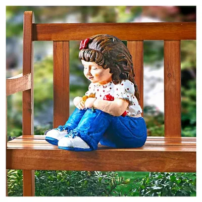 Produktbild von Dekofigur Mädchen, 23 cm hoch, handbemalt, wetterfest, Figur für Wohnzimmer, Balkon und Garten, Gartendeko für den Außenbereich