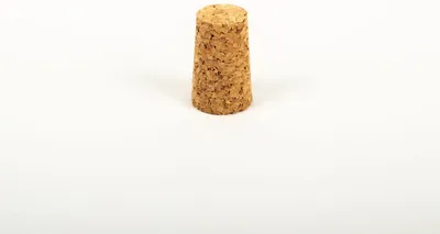 Produktbild von INNA-Glas Korken SERILDA aus Presskork, Natur, 3,2cm, Ø1,7/2,1cm - Spitzkorken