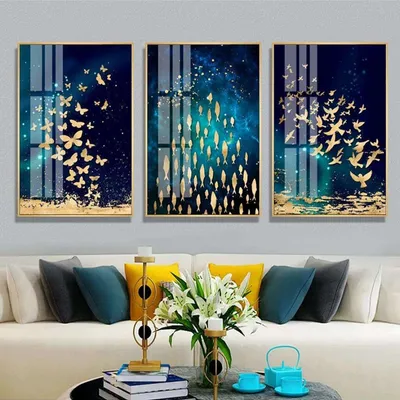 Produktbild von TPFLiving Kunstdruck LW-430 (OHNE RAHMEN) Poster - Leinwand - Wandbild - Hochauflösender Giclée-Druck, langlebig und hochwertig - Goldene Fische und Schmetterlinge auf blauem Hintergrund -  - Größe: 50x70cm