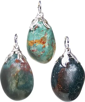 Immagine prodotto di Ciondolo con pietra preziosa Bloodstone (eliotropio) --±1,5-3 cm Confezione da 3 pezzi - ±1,5-3 cm Confezione da 3 pezzi