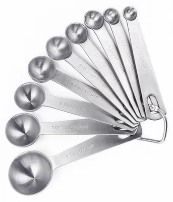 Produktbild von Metallene Maßlöffel aus Edelstahl - Set aus 9 Stücken - Wassertropfenfest - Geeignet für Kochen, Trockenmaße und Flüssigkeiten - Praktisch für Haushalt und Küche