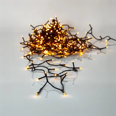 Produktbild von EGLO Lichterkette außen Golden Warm White, Weihnachtsbeleuchtung Garten, LED Kette, Kunststoff in schwarz, Kunststoff in amber IP44, 2520 cm