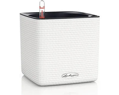 Obrázok produktu pre LECHUZA stolový kvetináč CUBE Farba 14 Biela | kvetináč so zavlažovacím systémom | vzhľad tkanej štruktúry | 14 x 14 x 13,5 cm | 13380