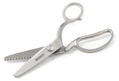 Imagen del producto de Tijeras de costura con estuche